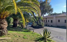 Location Dans Residence Calme, Proche Mer
