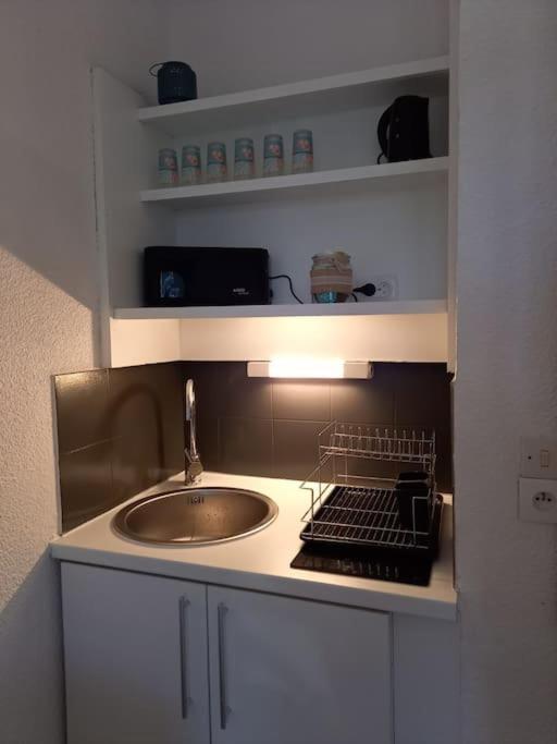 Location Dans Residence Calme, Proche Mer Cavalaire-sur-Mer Extérieur photo