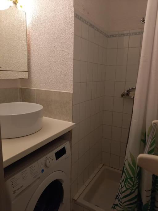 Location Dans Residence Calme, Proche Mer Cavalaire-sur-Mer Extérieur photo