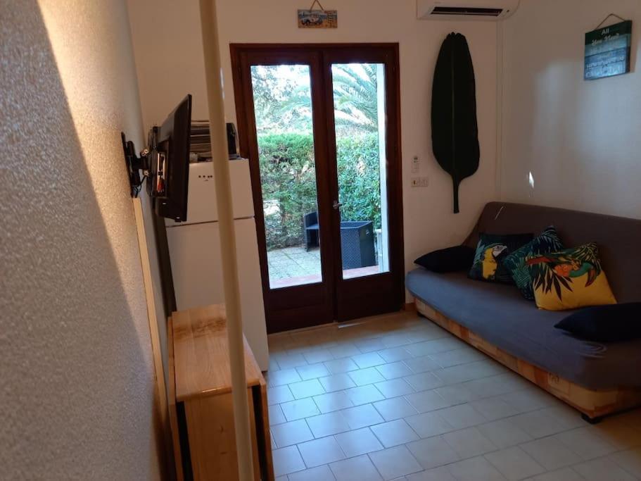 Location Dans Residence Calme, Proche Mer Cavalaire-sur-Mer Extérieur photo